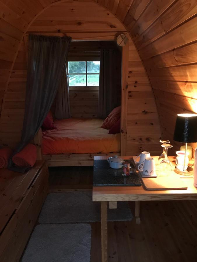 Norwell View Farm Glamping With Hot Tubs Hotel Bath Exterior photo